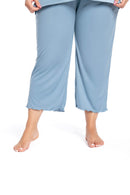 Ladies Capri-length Bottoms